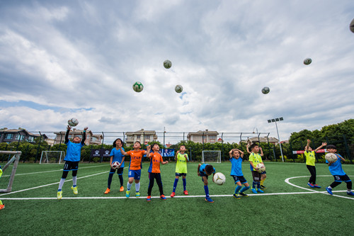 与梦想同行618,昆明青少年足球训练俱乐部