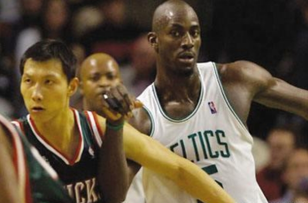 易建联脾气,易建联暴躁集锦