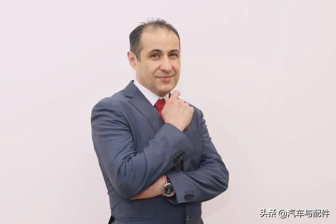 独家专访|未来可期，海拉推出移动出行时代的前照灯技术方案