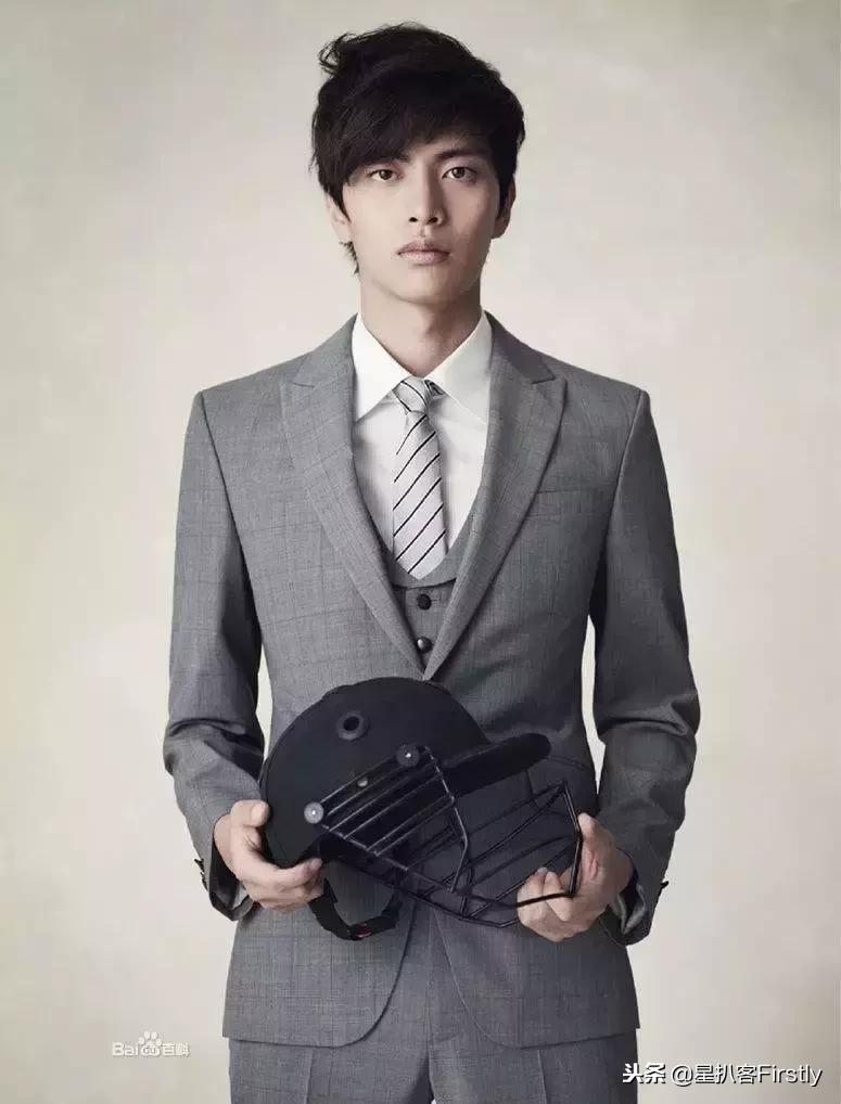 内在美男主叫什么,内在美男主演过什么