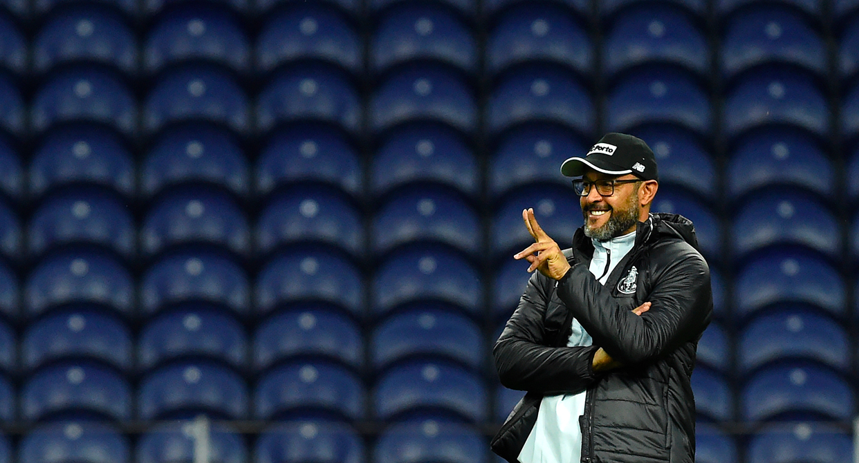 努诺·埃斯皮里托·桑托,07年努诺埃斯皮里托位置