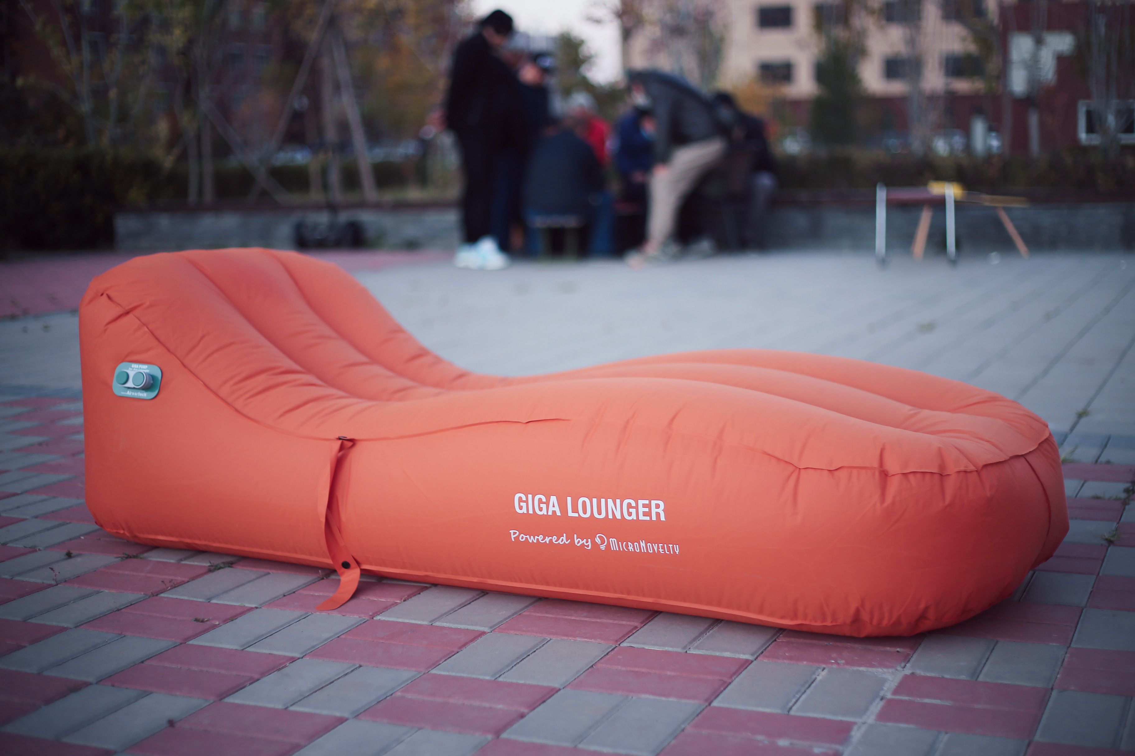 带靠背自动充气床,一键充气旅行床