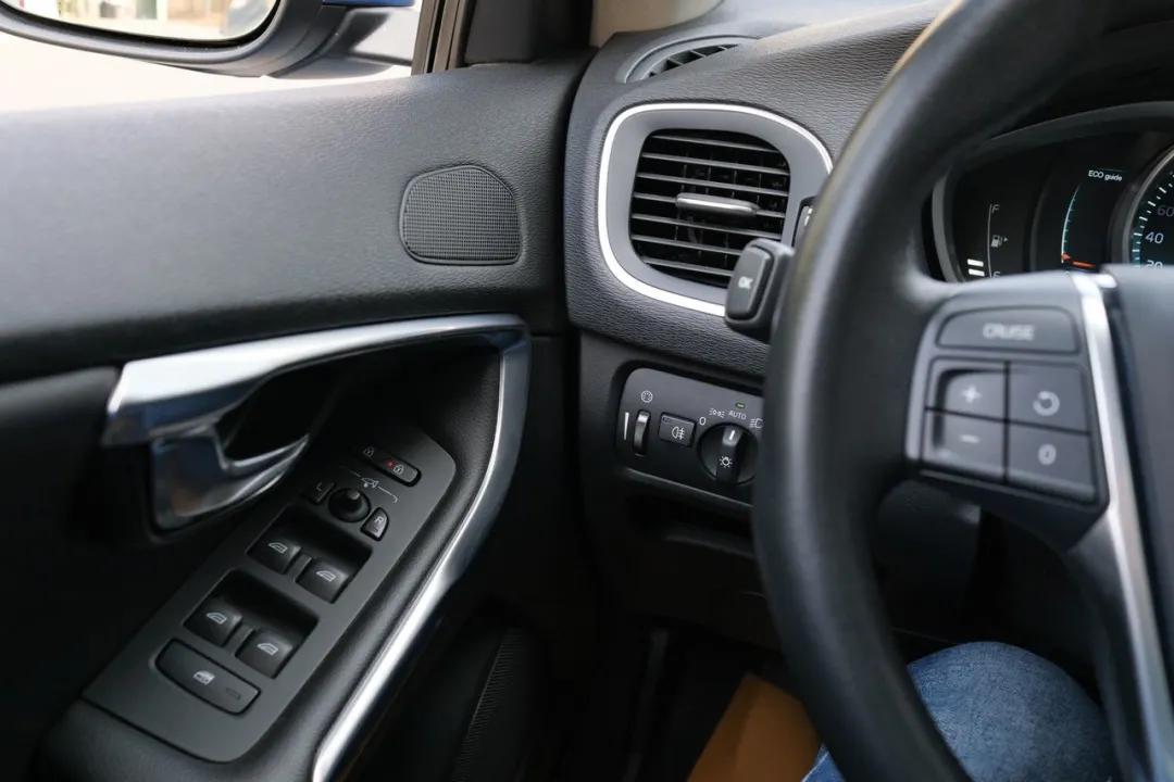 沃尔沃v40二手值得买吗,二手沃尔沃v40值得买吗