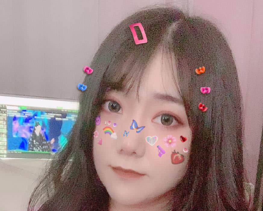 女生会随便让男生抱她吗,女生会随便让男生洗衣服吗