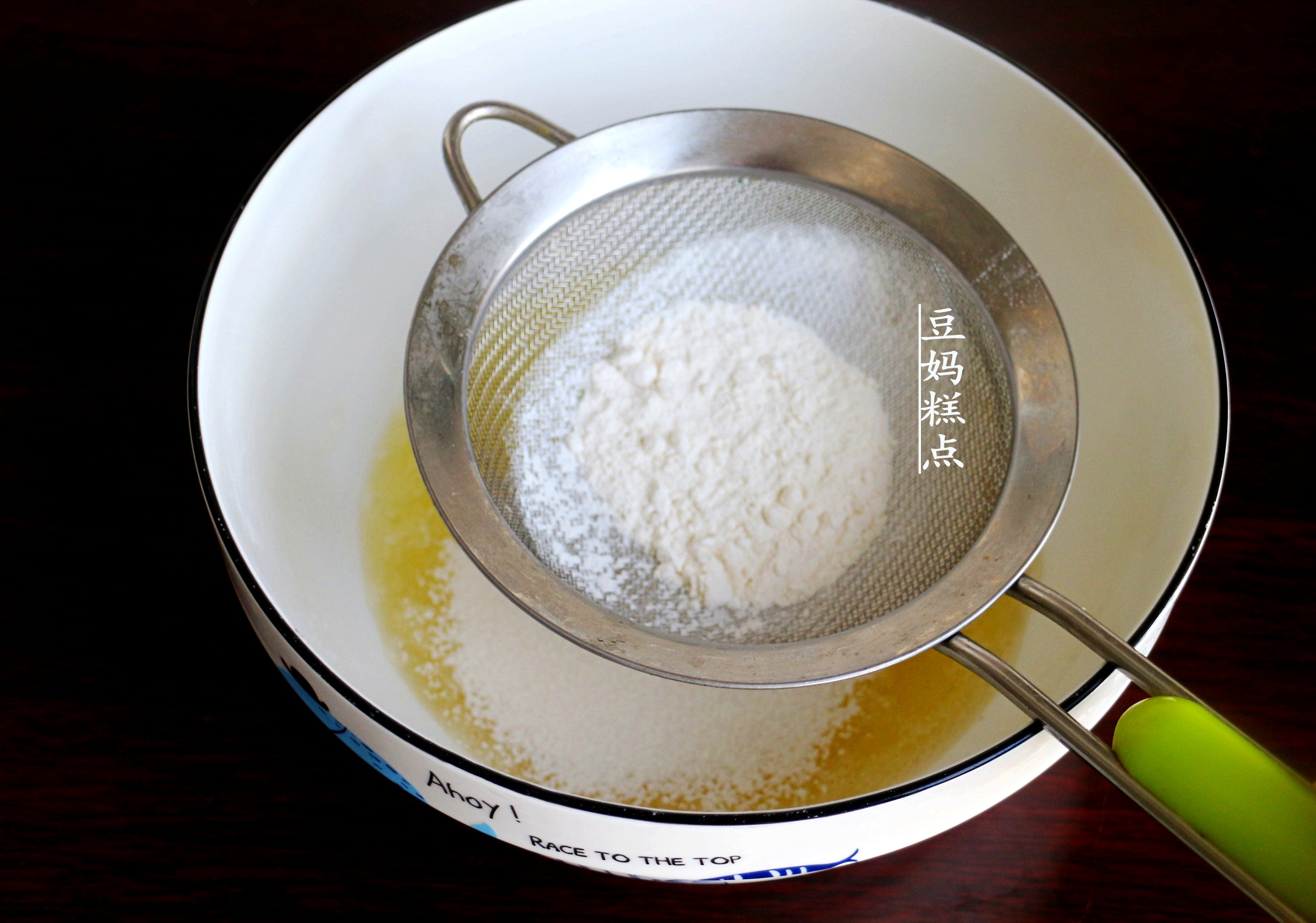 怎么在家做简单的芝麻薄饼,芝麻面糊饼怎么做