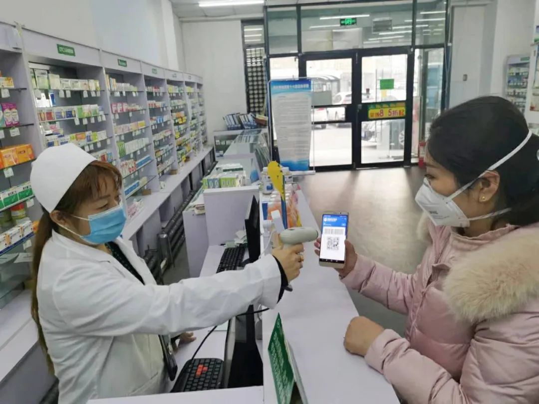 马云的大江湖阿里的双战场