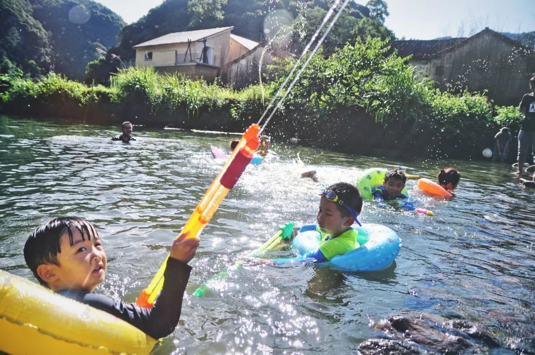 浙江杭州民宿3天二晚,浙江浦江登高村春社民宿