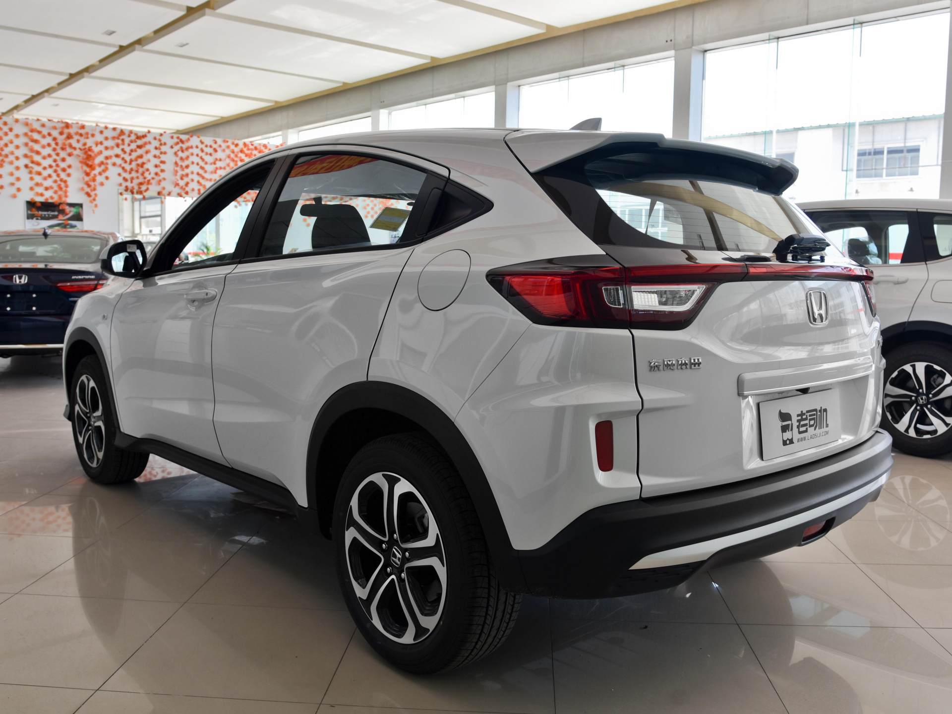 本田xrv和昂科拉有什么区别,本田xrv和昂科拉哪个好