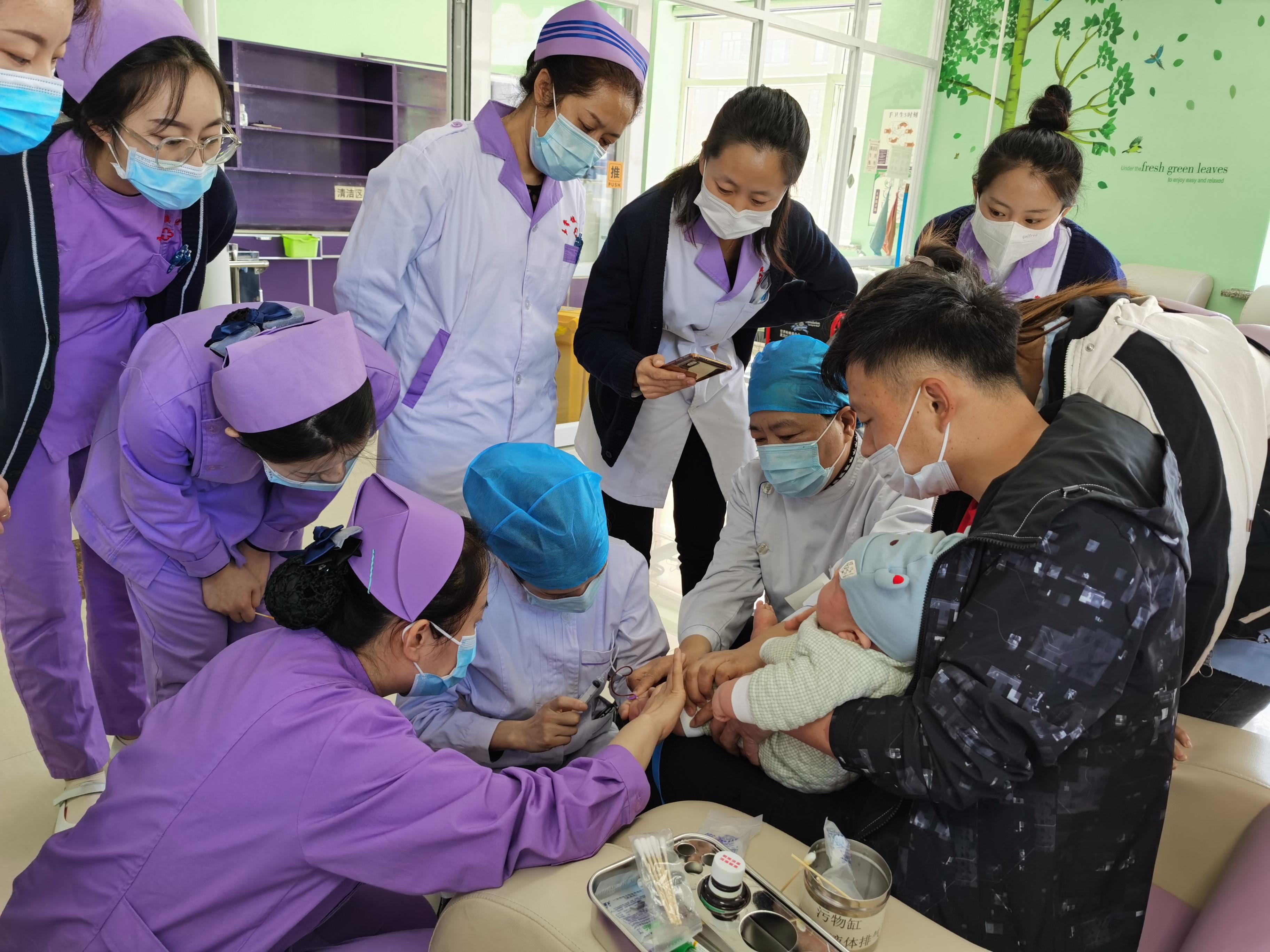 哈尔滨市儿童医院呼吸内一科开展“世界哮喘日”基层义诊行活动助推龙江哮喘儿童行动计划