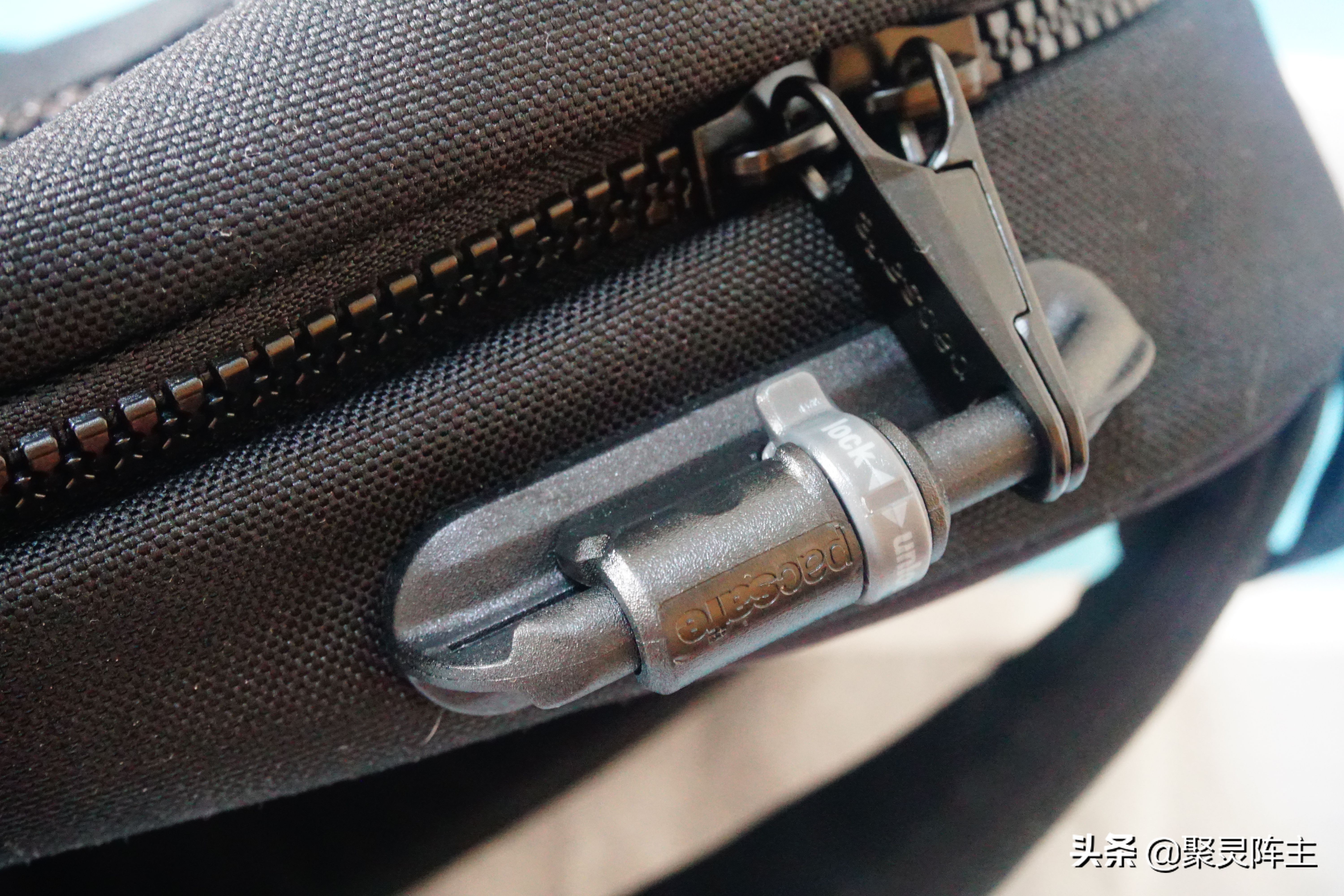 给你们推荐几款带娃必备大件好物,实用不鸡肋的8件带娃好物