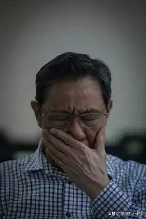 武汉疫情初期朋友圈疯传视频,武汉最近出现了什么新闻