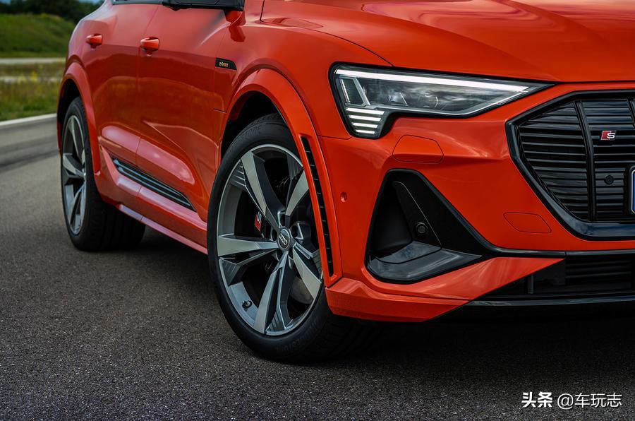 2020年奥迪E-tronSSportback：又多了一辆龟背造型