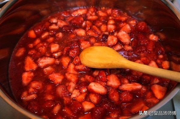 天然草莓果酱怎么弄,草莓罐头可以做草莓果酱吗
