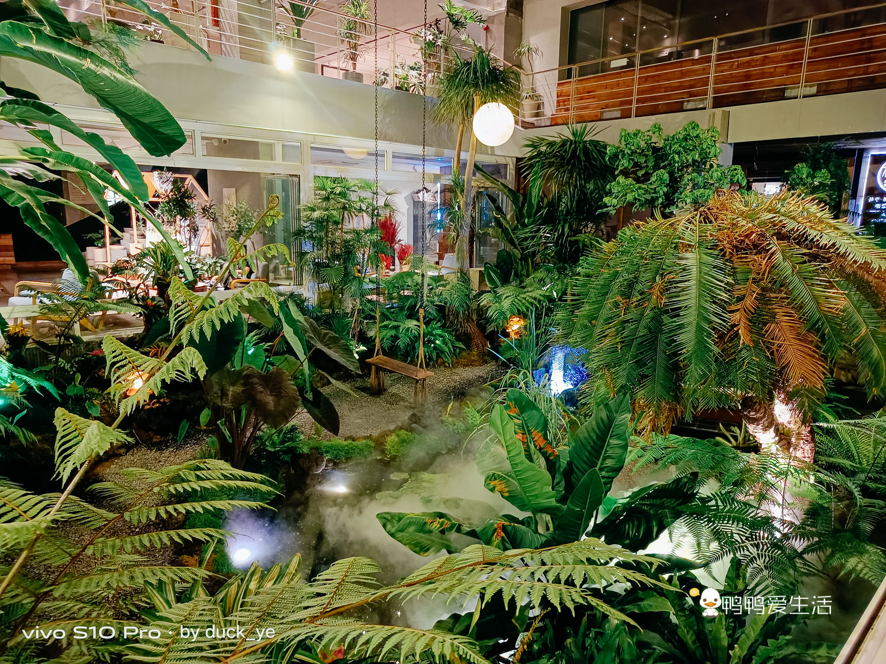 厦门华美空间藏一个绝美拍照地，误入仙境，可吃饭可拍照可看书