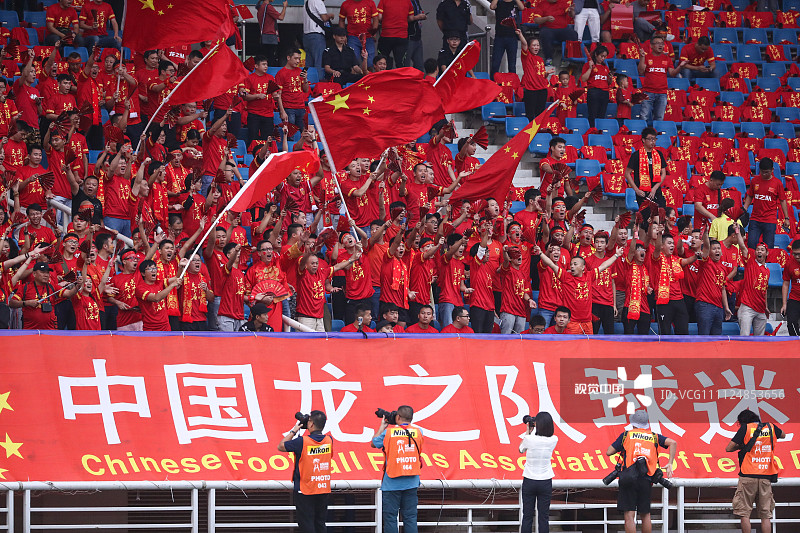 武汉抗击疫情不放弃,足球为中国疫情加油比赛