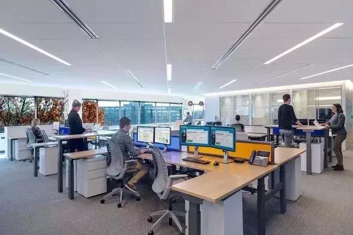 开放式办公如何巧妙设计,开放式办公布局