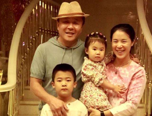 国乒王楠个人资料,王楠夫妇资产有多少个亿