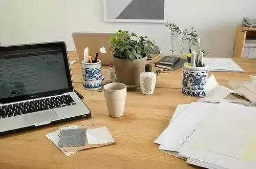 服装设计的研究生就业前景,学服装设计出来好找工作吗