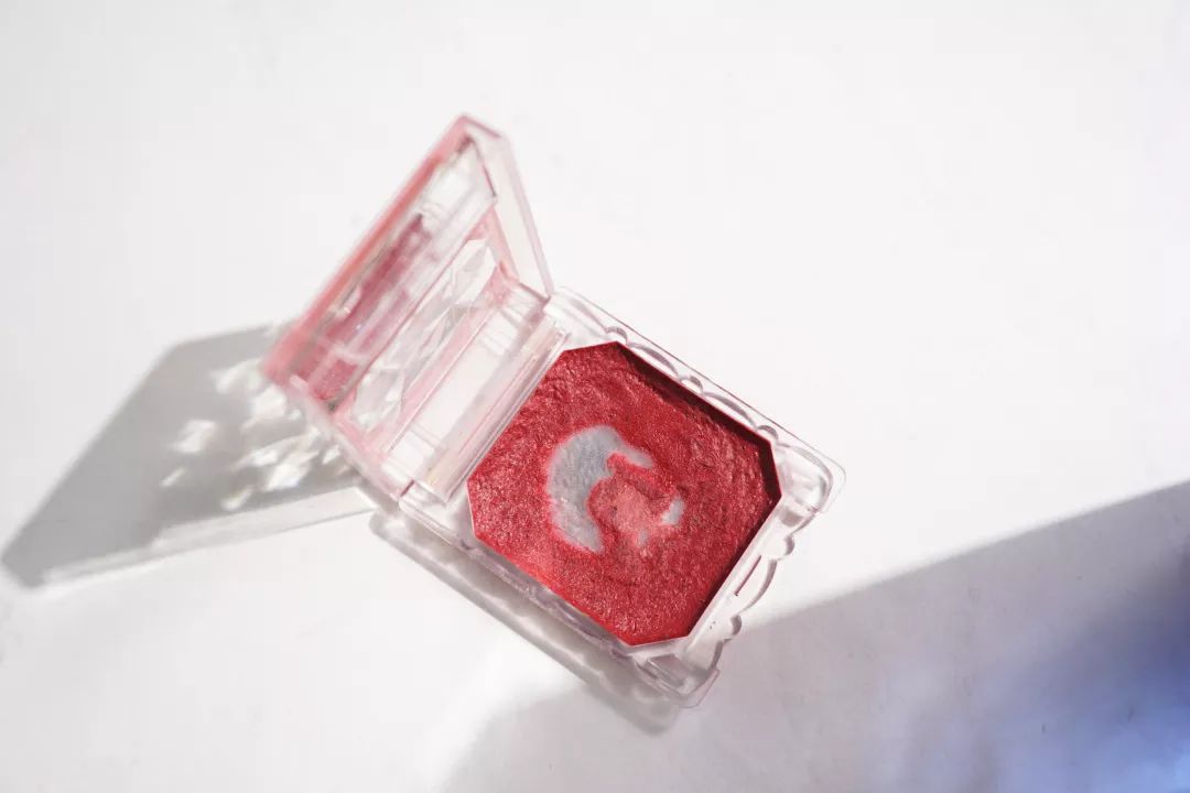 秋冬温柔显白美甲腮红,橘朵腮红哪个适合秋冬