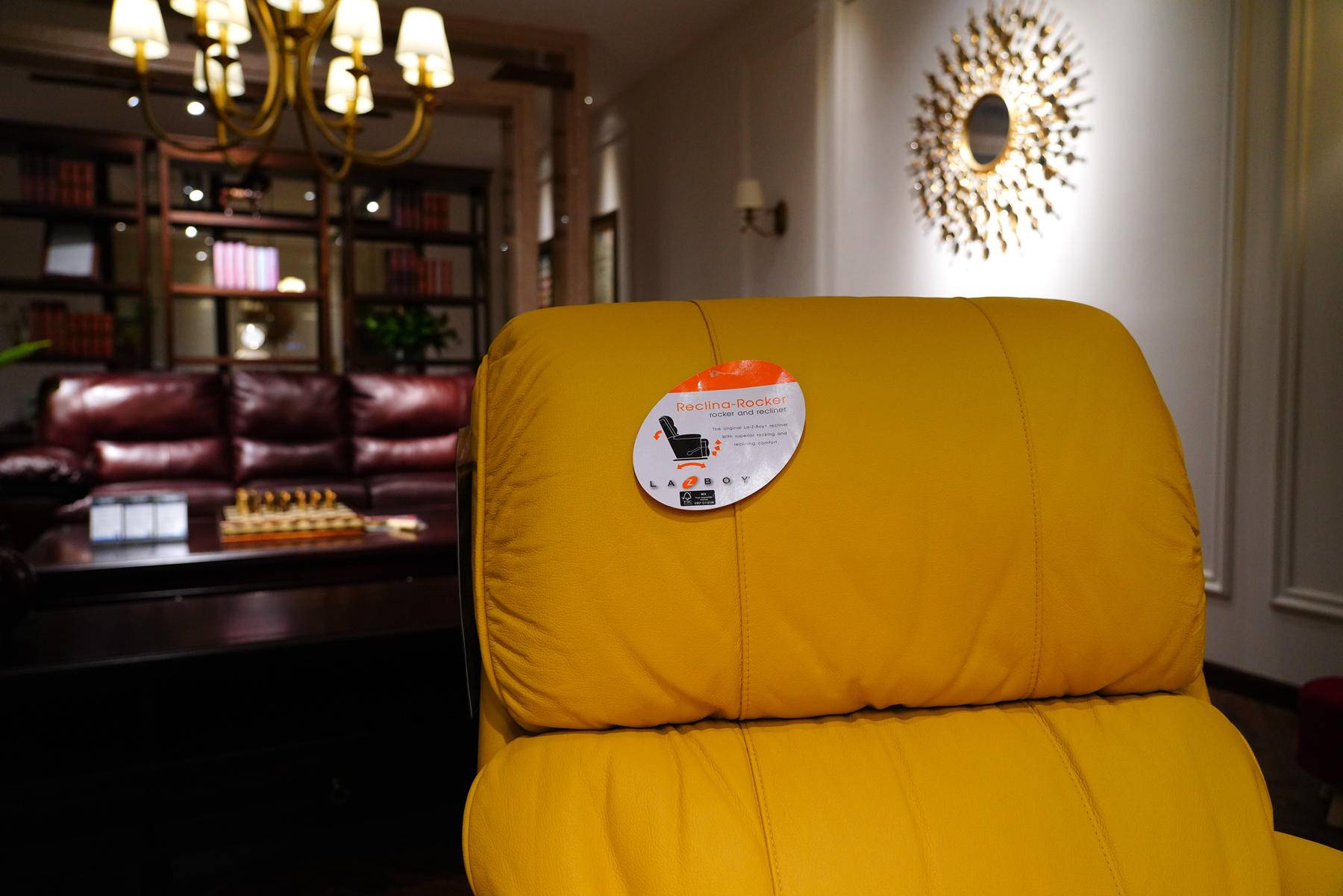 乐至宝沙发和芝华仕哪个档次高,乐至宝和芝华仕一万多沙发哪个好