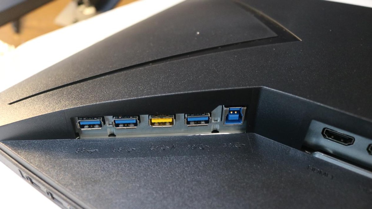 aoc开箱q27p2u显示器,aocu28g2u4k显示屏