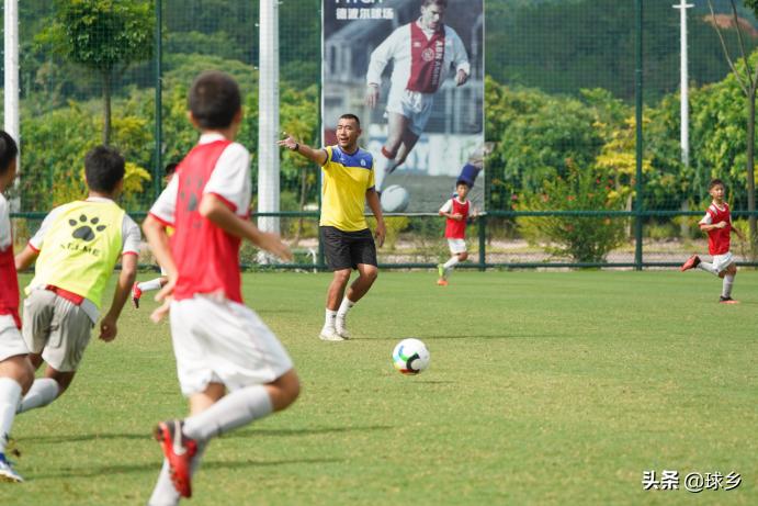 富力足校选拔视频,富力足校招收梯队青少年