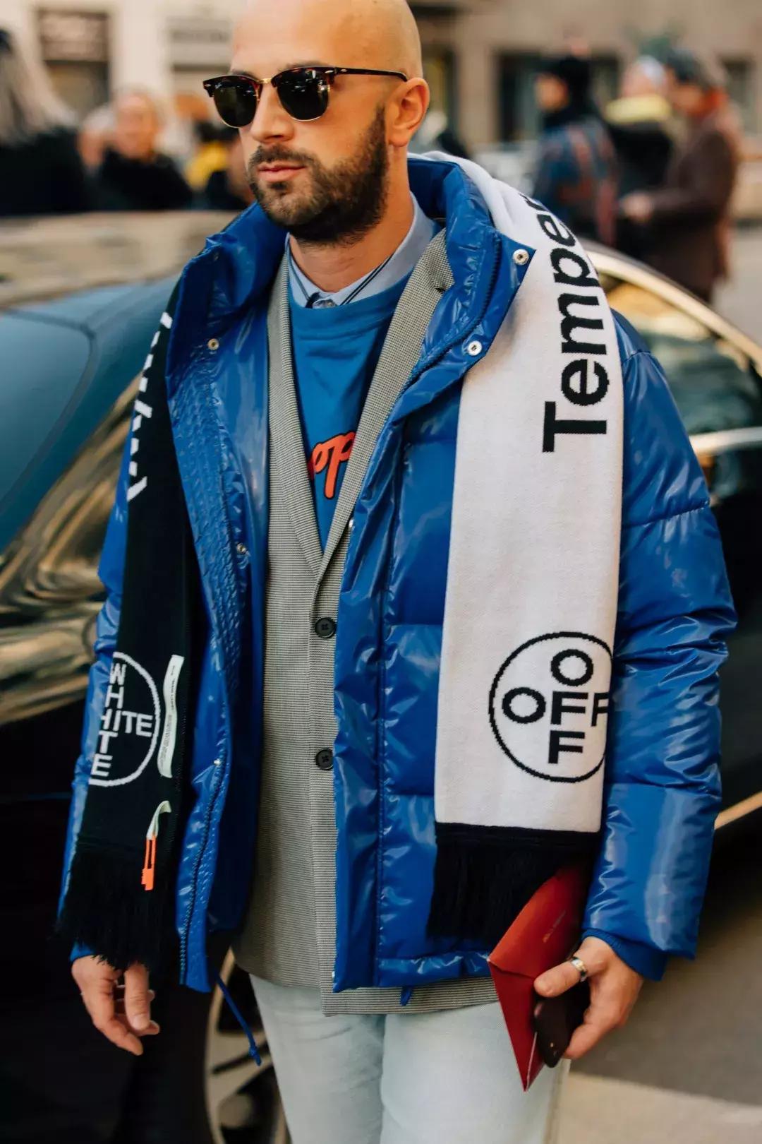 羽绒棉服老是要钻毛,穿衣不踩雷的色彩搭配