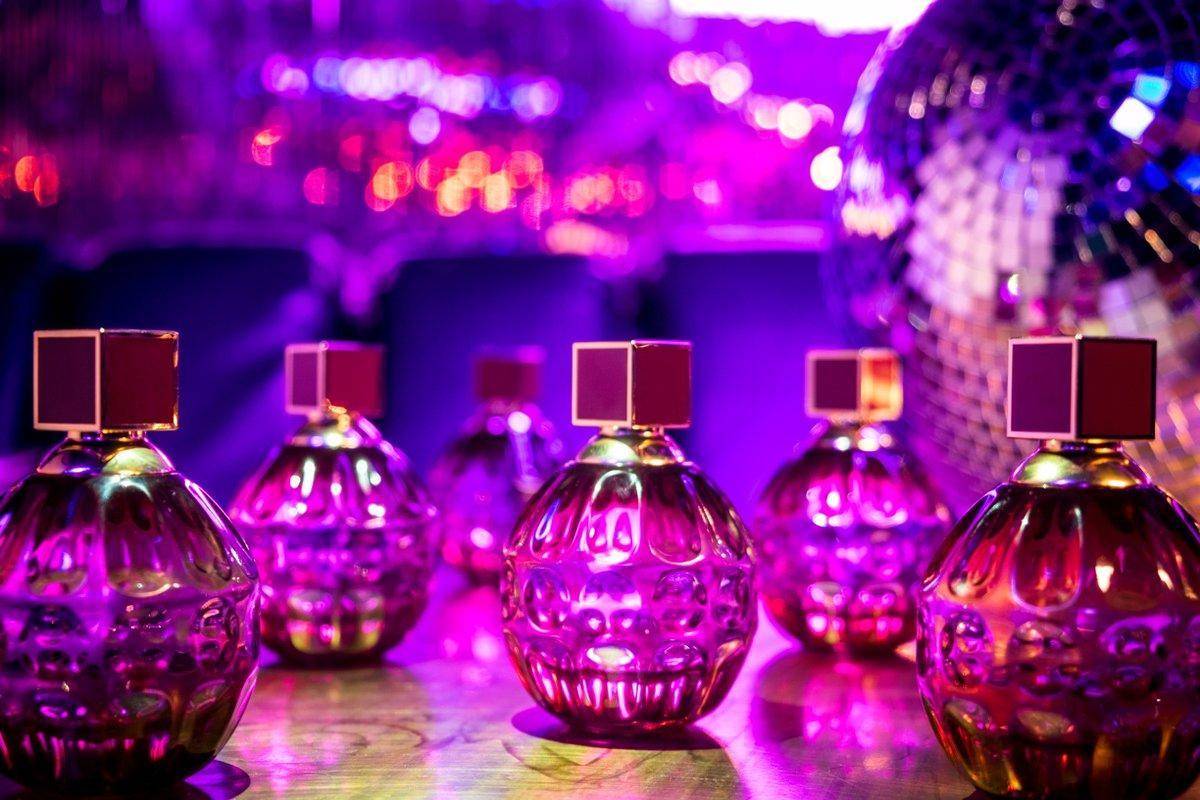 为美而生的香水女生,适合优雅自信女性的香水