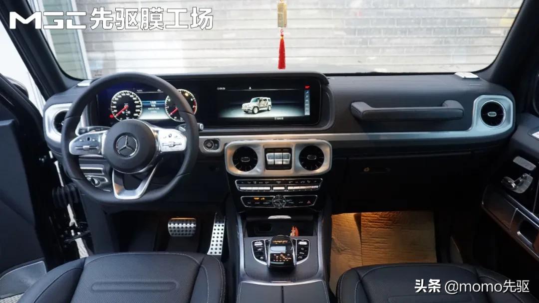 三十年不变经典传承硬汉的态度奔驰大G​装贴哑光系列车衣