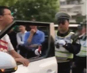 为了你身边女孩的安全,请认真读完这篇文章|军情晚报