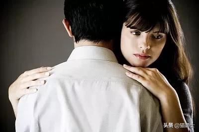 别怪她不理你，实在是你太怂！教你克服胆怯的三步法