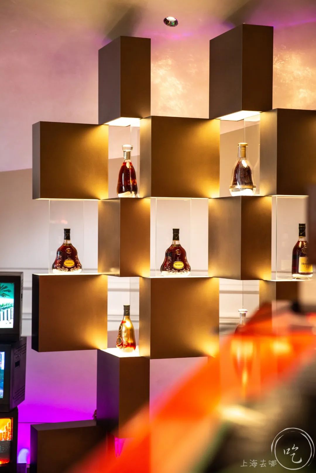 次元壁破了！轩尼诗酒吧X国民六神，竟出了个“花露水鸡尾酒”