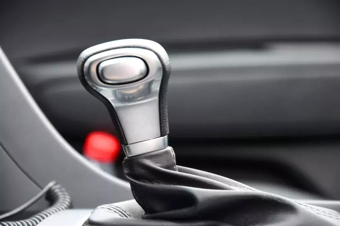 车评k5车怎么样,起亚k52.0自吸百公里加速