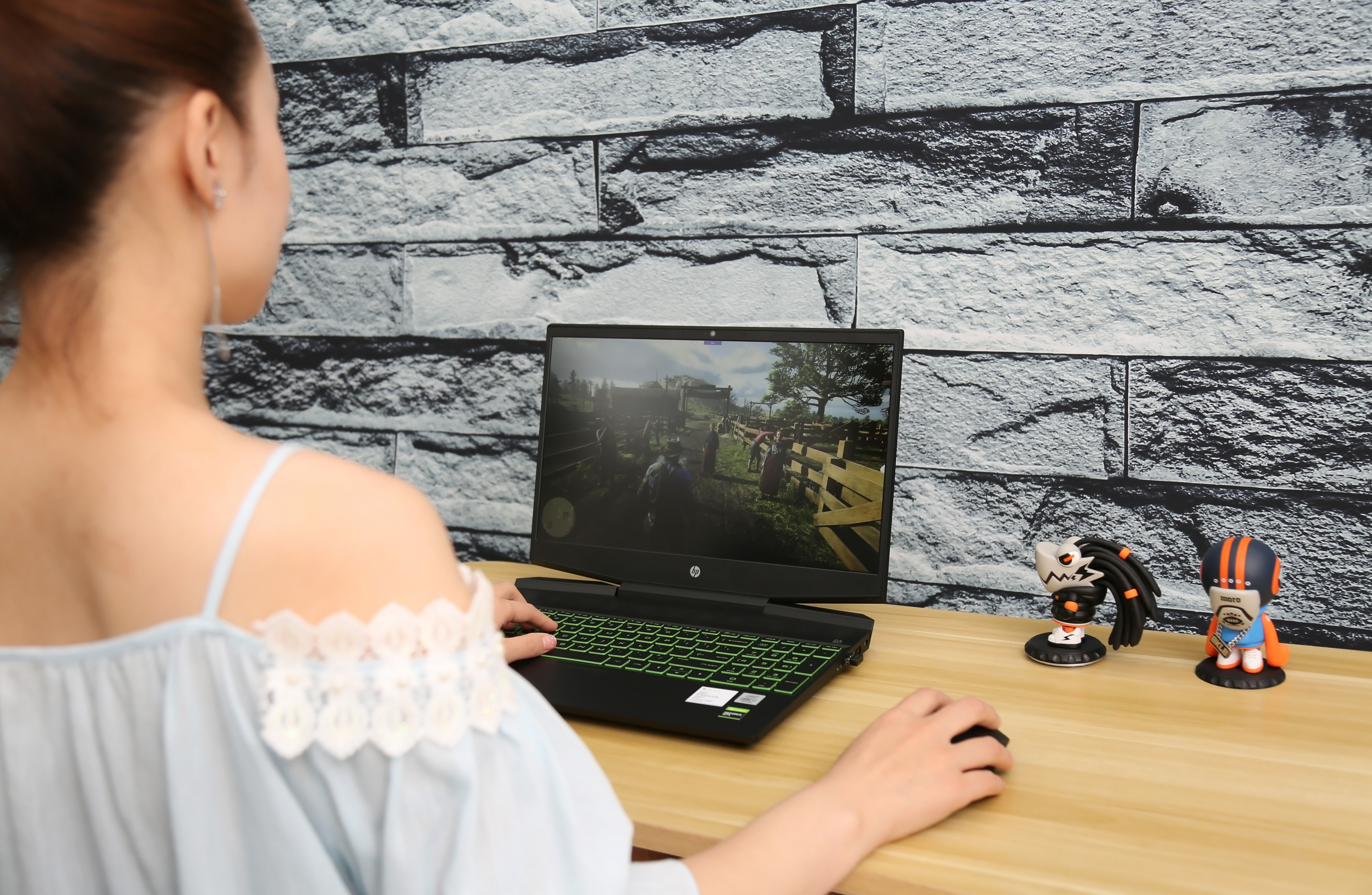 2017年惠普轻薄游戏本光影精灵6,惠普光影精灵6锐龙版高色域