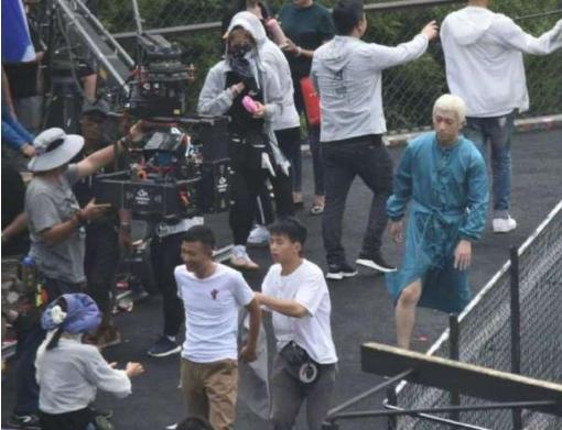 文章腰伤,文章受伤的经历