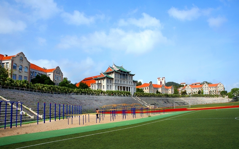 介绍厦门大学的书,介绍厦门大学的英语作文