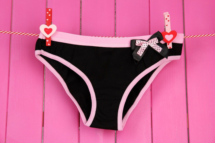 女性*裤内**上有黄色的东西？养成5个习惯，保证*处私**健康