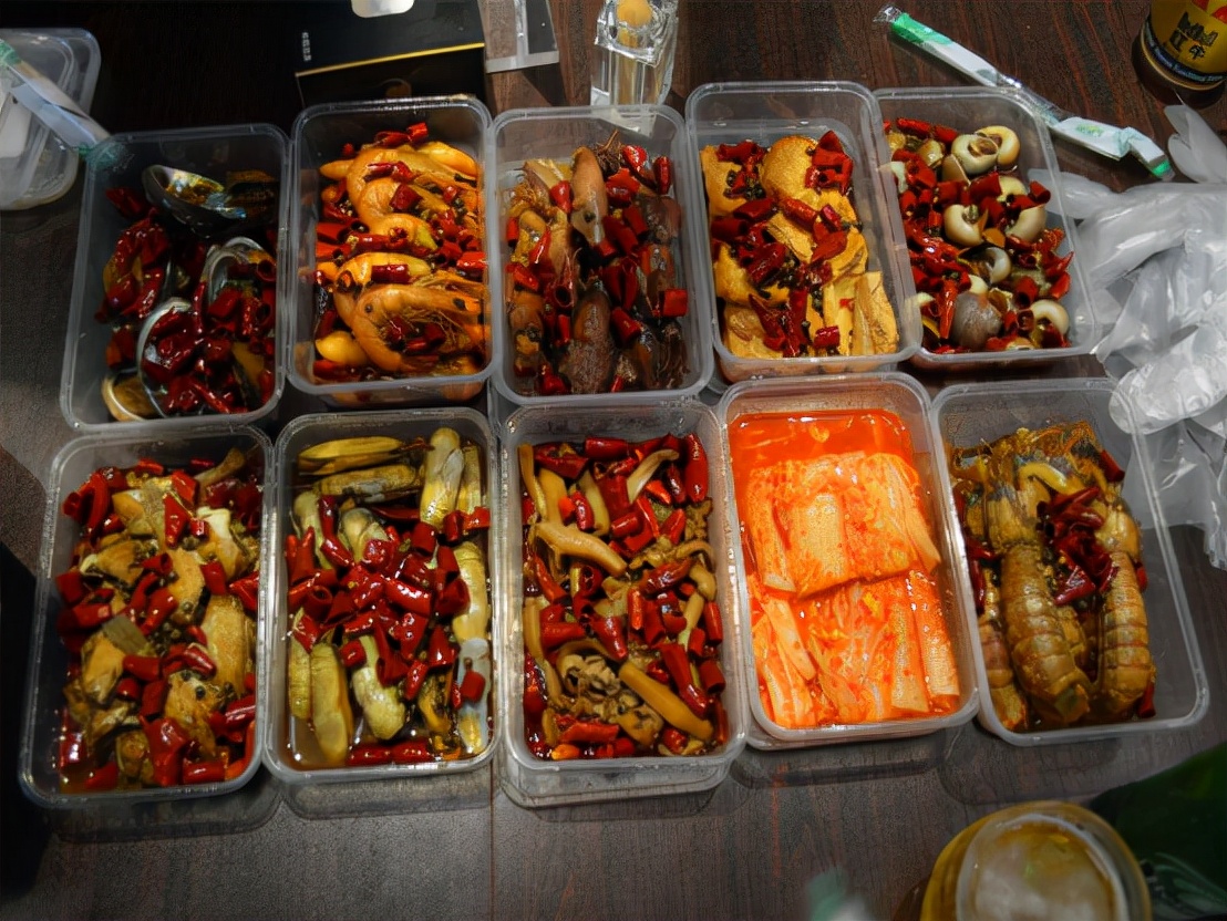 被狗咬伤打疫苗10年后就没事了吗,被狗咬伤打了疫苗还会有潜伏期吗