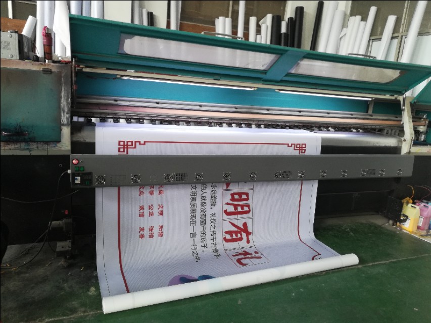 靠一台电脑半年赚85万,只靠一部手机能赚钱吗