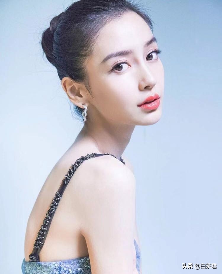 倪妮gucci米兰时装周,倪妮gucci白色连衣裙