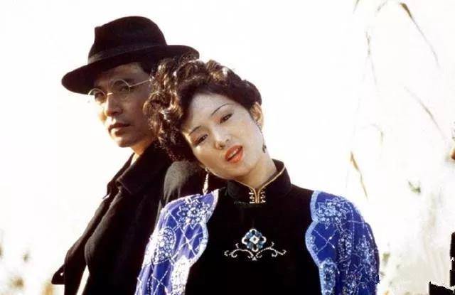 64岁也不生孩子,却花60万克隆爱犬当儿女,孙淳可不是图新鲜