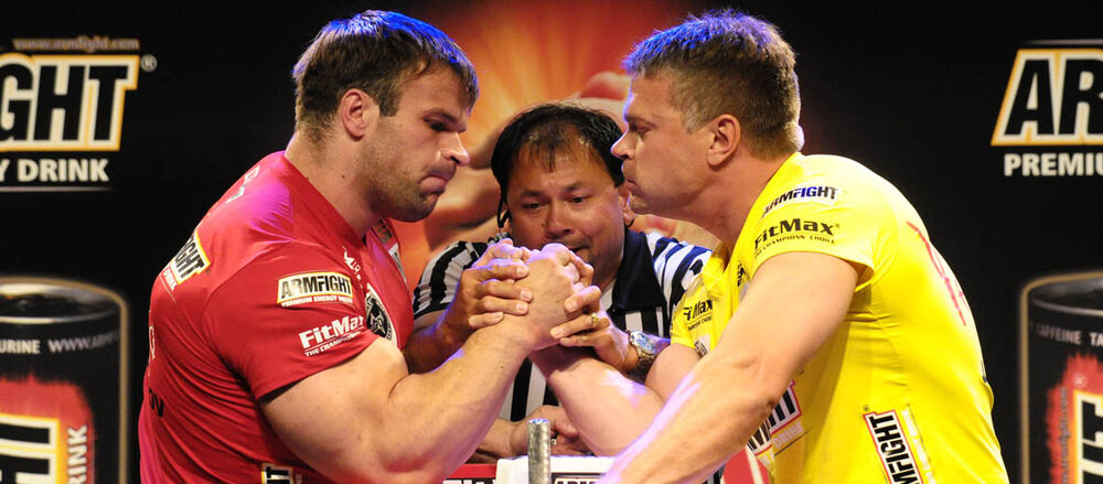 世界腕力大赛冠军老约翰,腕力之神约翰手腕多粗