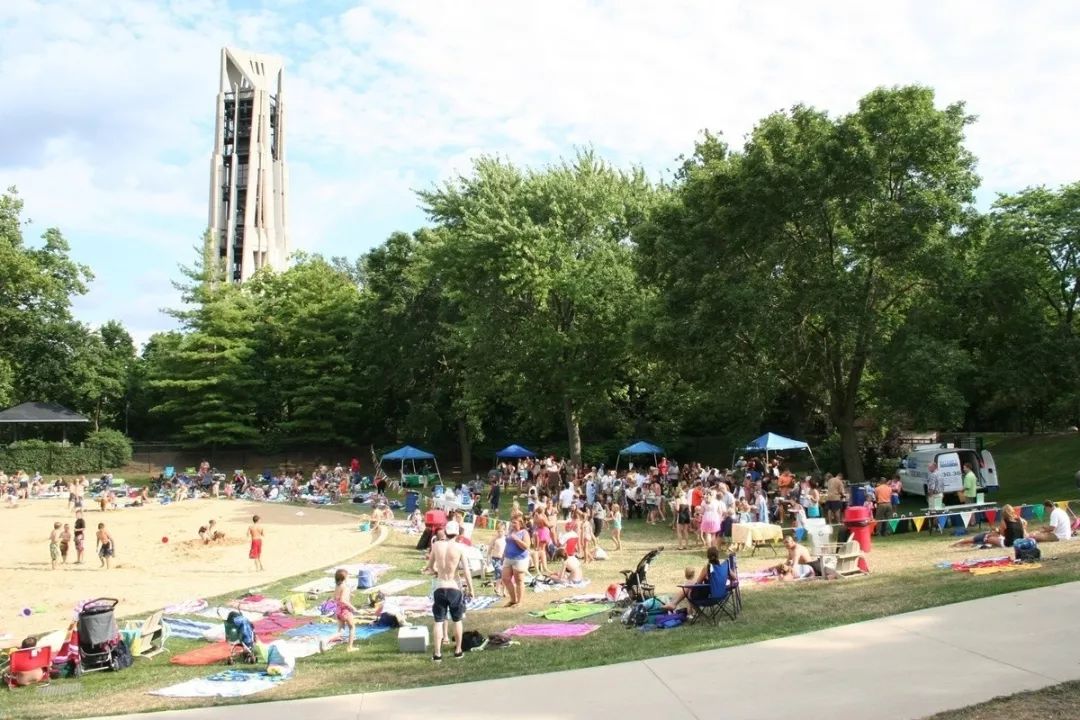 夏威夷和芝加哥哪个好玩,美国芝加哥去哪玩