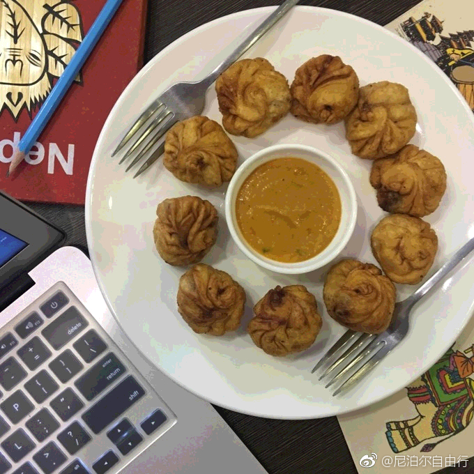 尼泊尔都吃什么 (尼泊尔主要吃什么用什么)