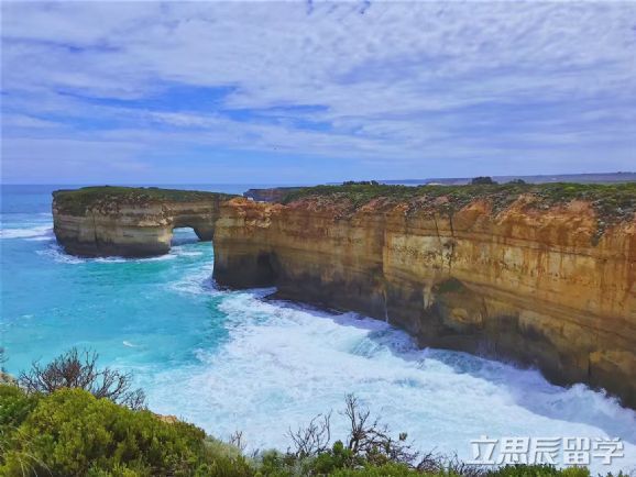 中学生澳洲留学手续怎么办理,想去澳洲留学怎么办理