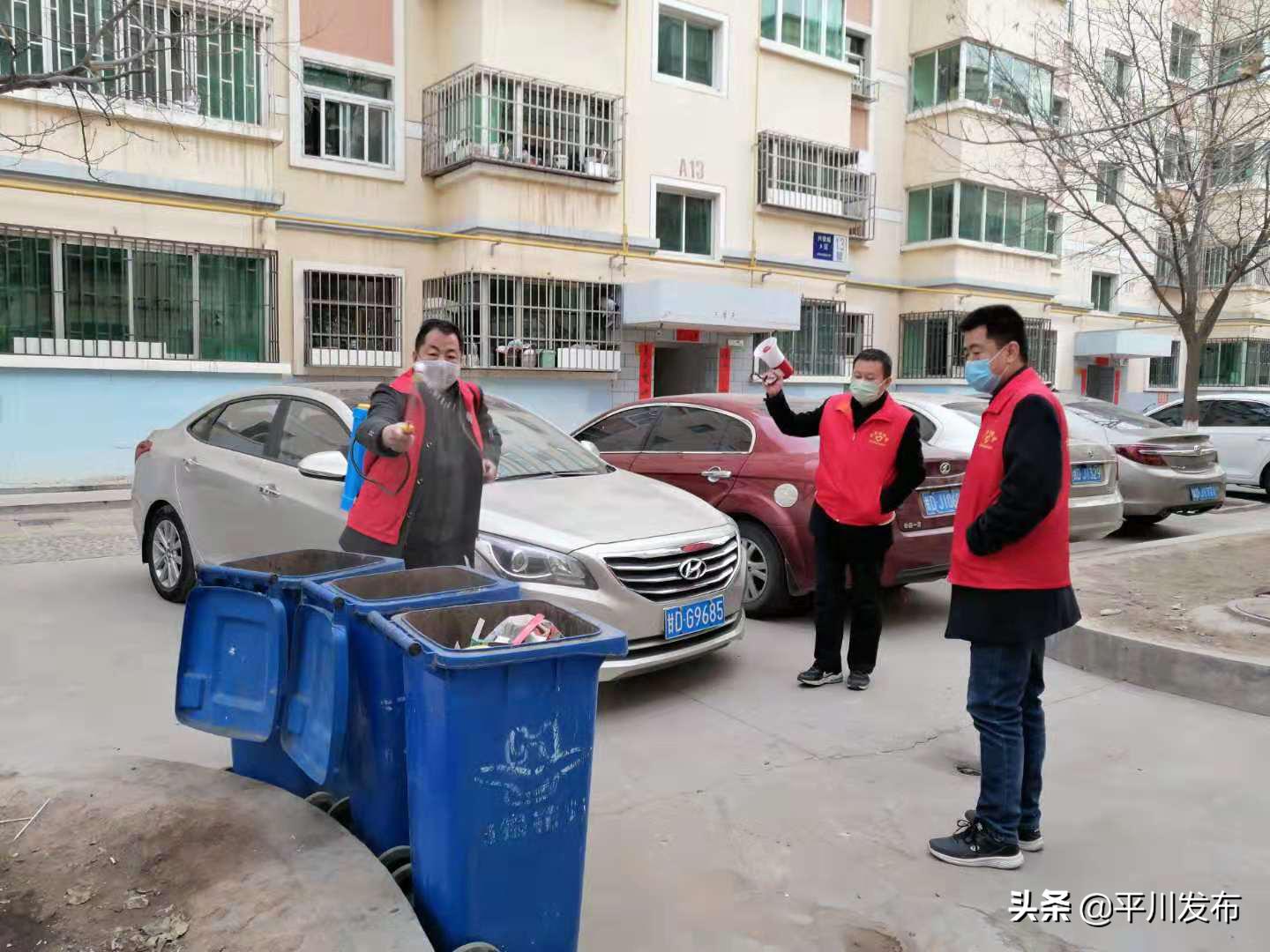平川区兴平路街道广场社区：全面摸底排查，做好疫情监测、管控和信息上报工作