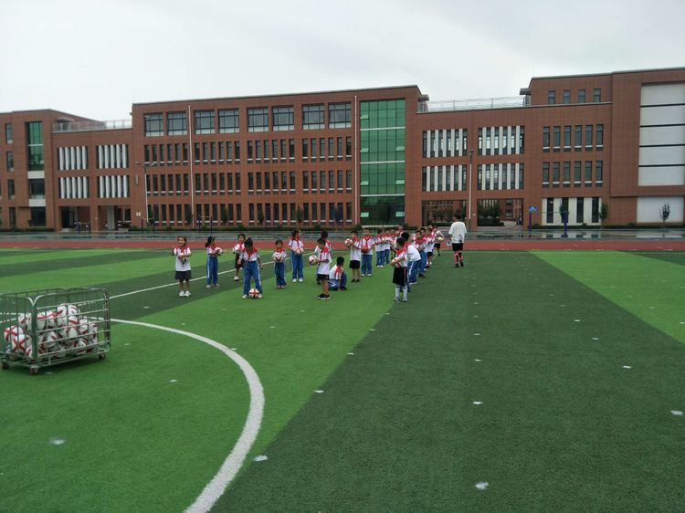 飞吧足球比赛视频,东平县第一届校园足球联赛