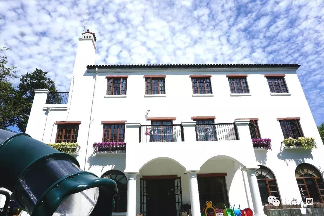 这所美式风格幼儿园不仅颜值高，课程还扎实到爆！外教超稳定