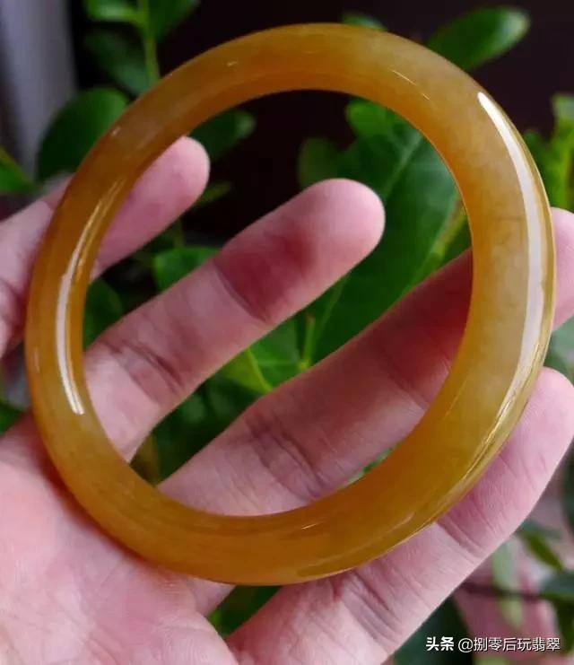 翡翠市场挑翡翠,翡翠挑货技巧图解