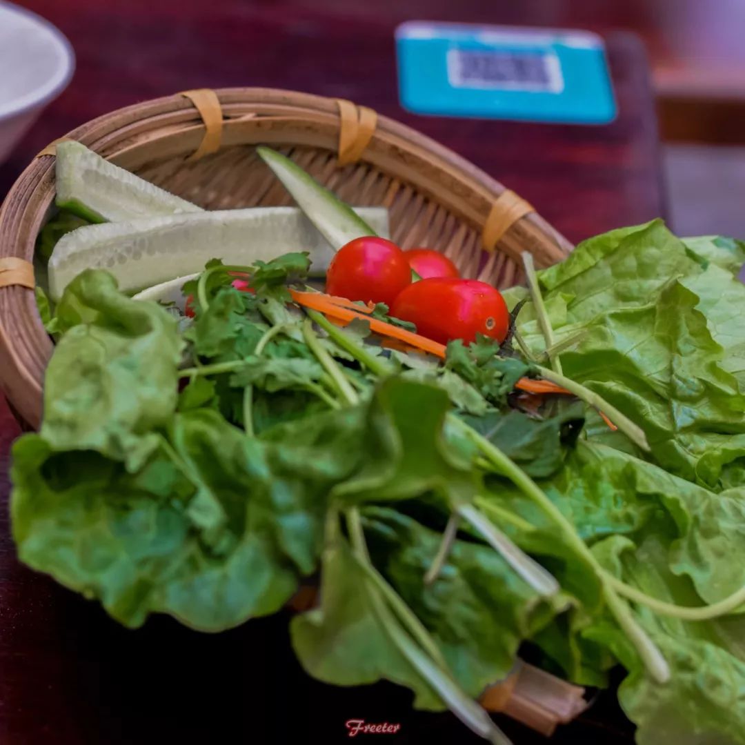 瓦片烤肉是哪里的,正宗瓦片烤肉